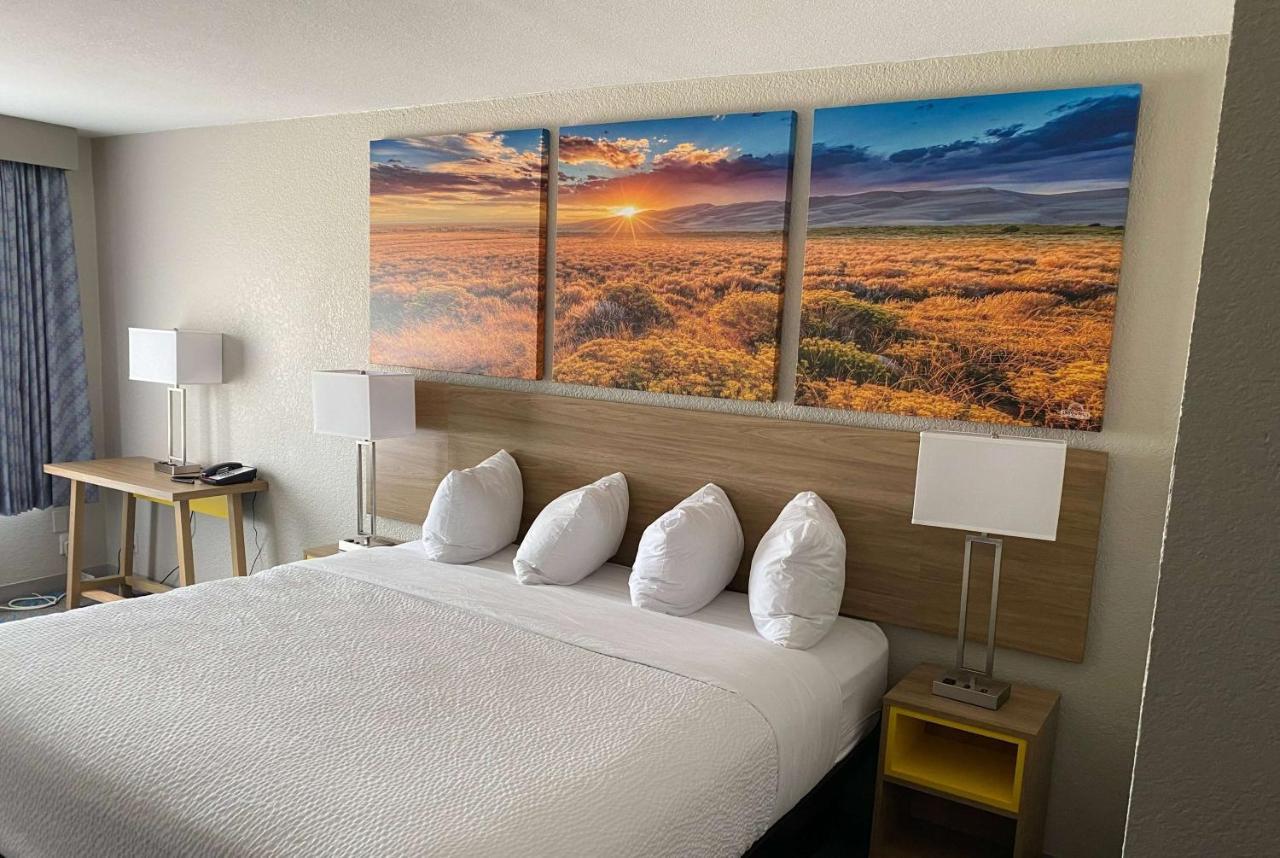 Days Inn By Wyndham Waco University Area Zewnętrze zdjęcie