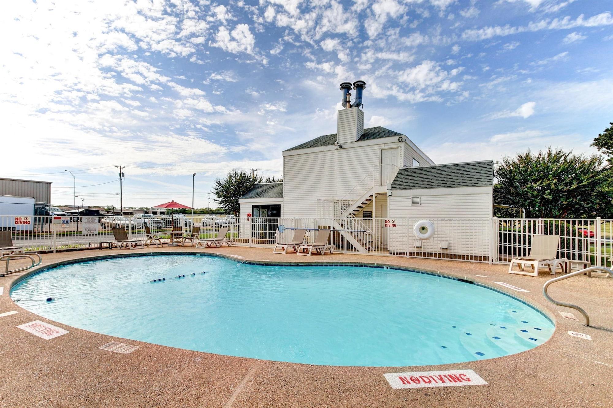 Days Inn By Wyndham Waco University Area Zewnętrze zdjęcie