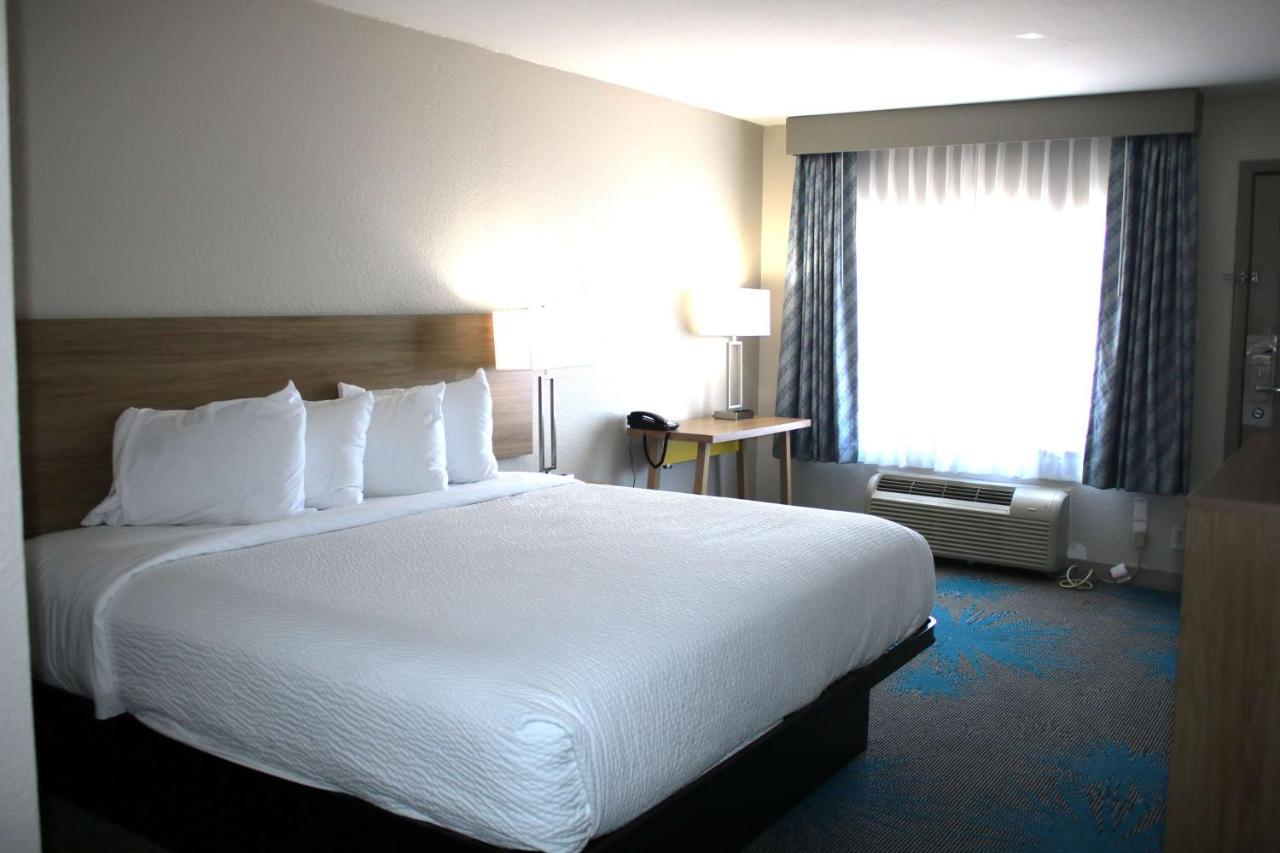 Days Inn By Wyndham Waco University Area Zewnętrze zdjęcie
